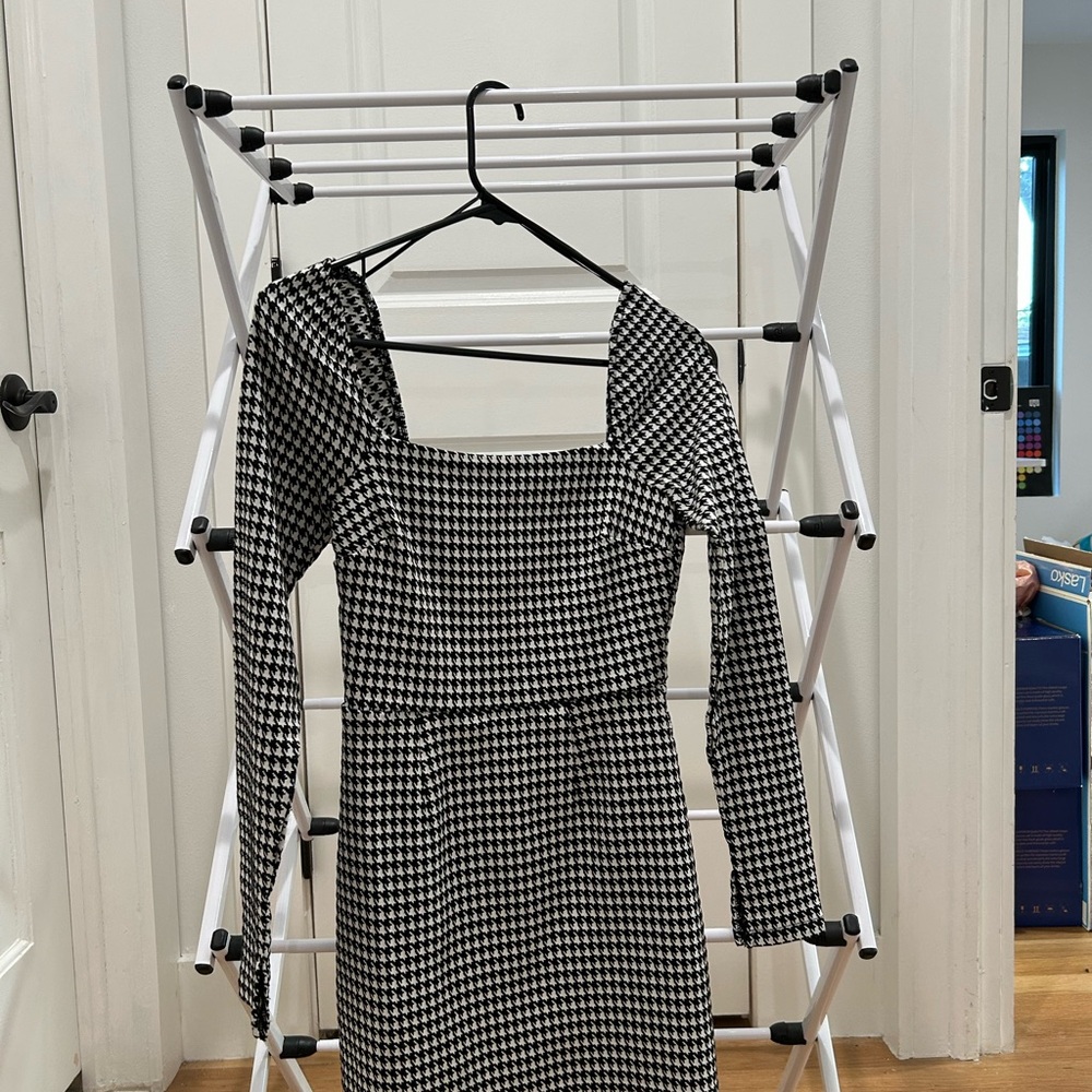 Elegant Black and White Houndstooth Dress